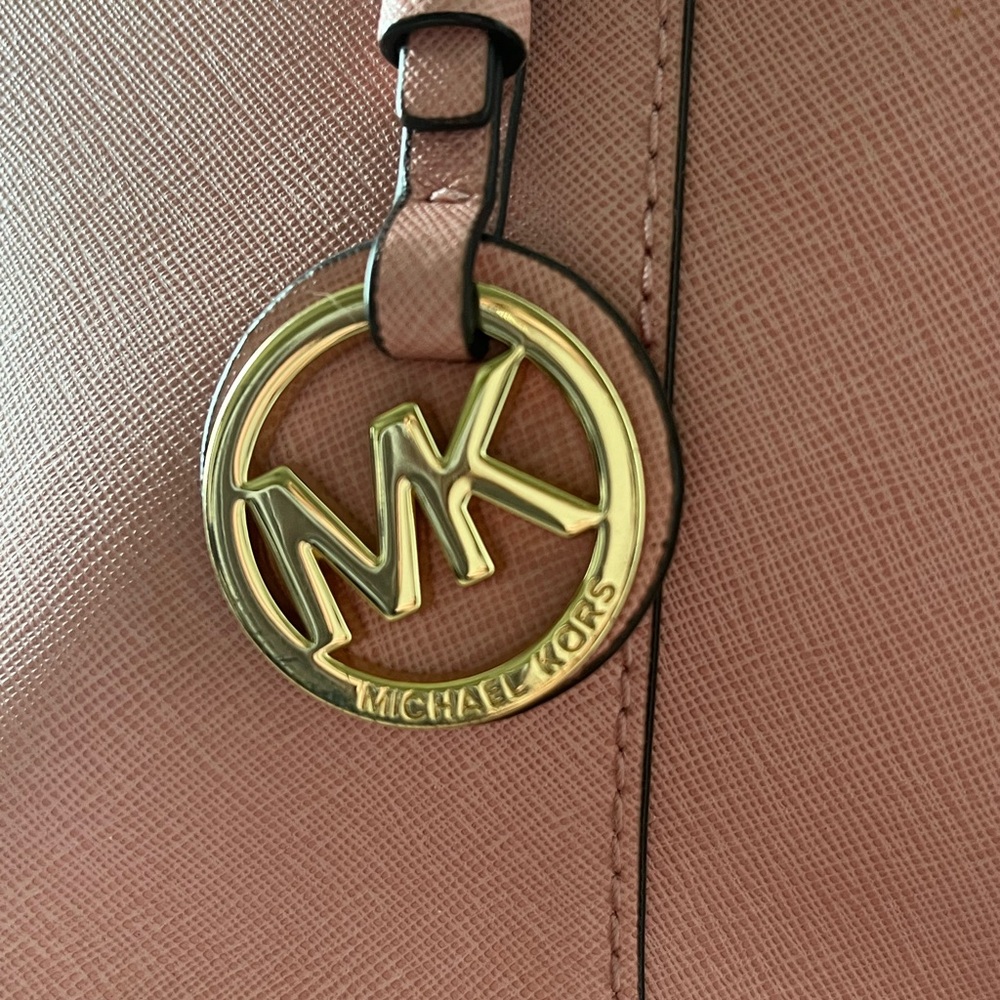 Michael Kors Purse - Picture 4 of 8